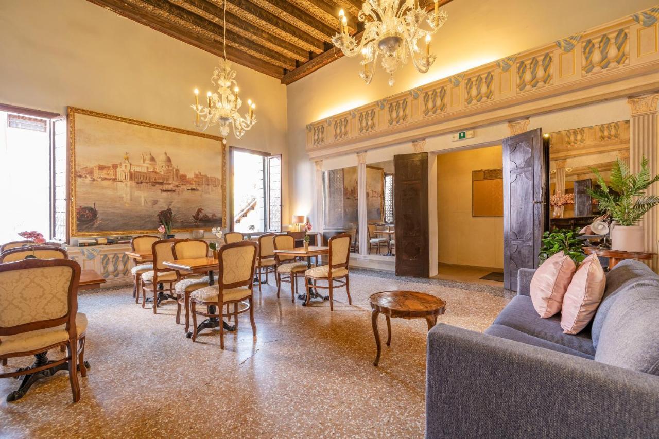 Residenza Centopietre - Dorsoduro By Wonderful Italy Venezia Eksteriør bilde