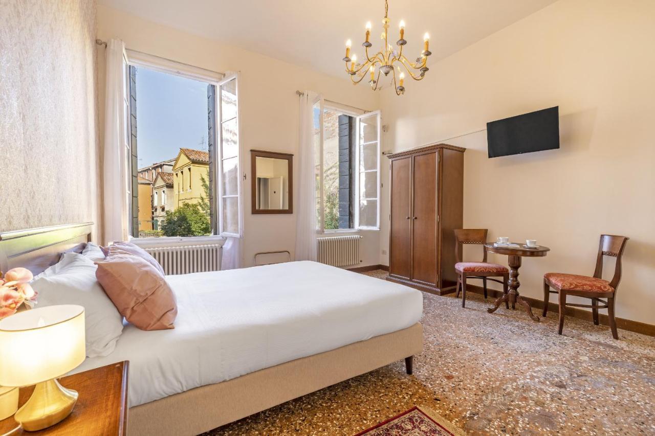 Residenza Centopietre - Dorsoduro By Wonderful Italy Venezia Eksteriør bilde